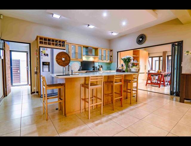 4 BEDROOM HOUSE FOR SALE IN COPPERLEAF ESTATE